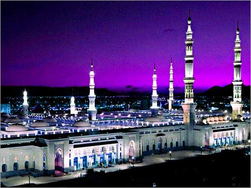 الملك عبدالله خادم الحرمين يدشن أكبر توسعة للمسجد النبوي