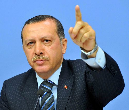 انتخاب أردوغان لرئاسة حزب العدالة التركي للمرة الاخيرة